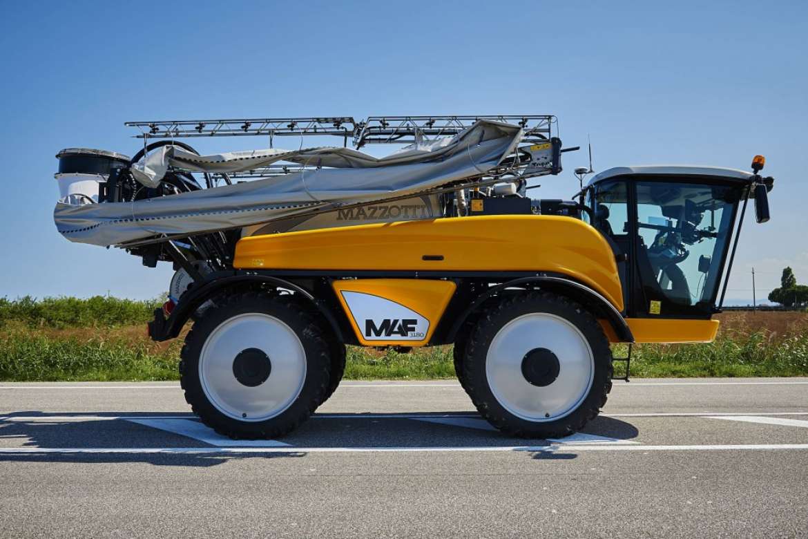 Stropitoate autopropulsată Mazzotti MAF 2580/3180/3180HP/3580HP